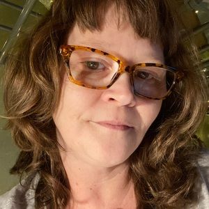 Meet your Posher, Hope